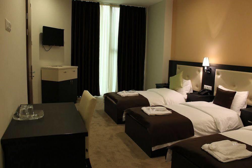 Dolabauri Hotel Tbilisi ภายนอก รูปภาพ